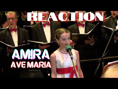 Видео: Амира Уиллигхаген - Реакция Гомеса на "AVE MARIA"