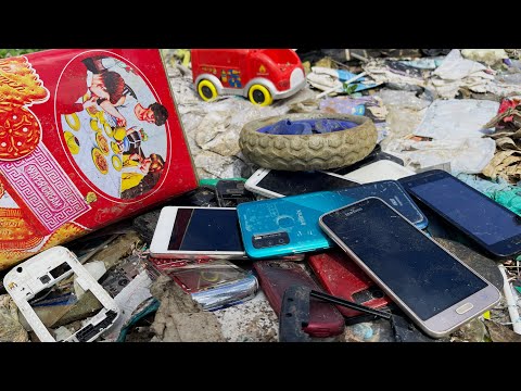 Видео: Восстановление телефона infinix || Ищем брошенный телефон в мусорке