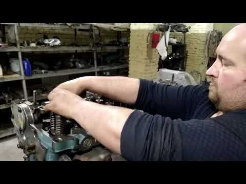 Видео: Сборка двигателя Detroit s60 14L часть2
