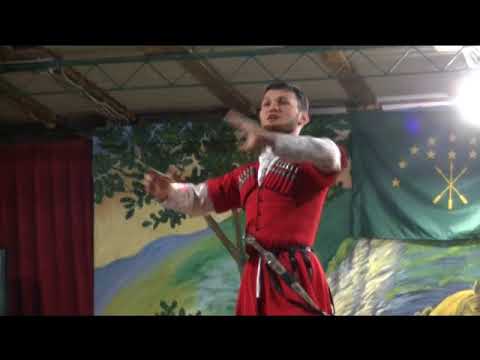 Видео: Танцы народов Кавказа