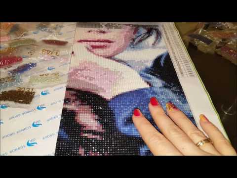 Видео: Мастер класс Алмазная вышивка. Как сделать картину из страз?