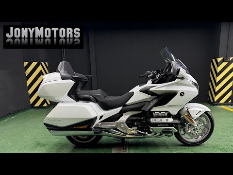 Видео: Honda GL 1800 Gold Wing Tour DCT, 2021г. Обзор, Продажа.