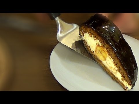Видео: Торт "Слеза слона". Нежный медовый бисквит и банановая начинка.