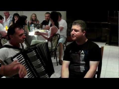 Видео: Слушайте стари, учете се млади, на Радомирската песен !