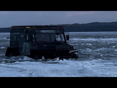 Видео: #шок #вездеход провалился под лед #severtrucks #север