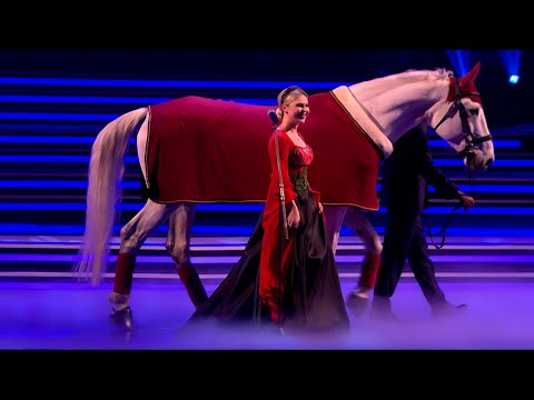 Видео: Конь - талисман ЦСКА. Пелагея "Конь". Вывели коня на сцену (100-летие ЦСКА)