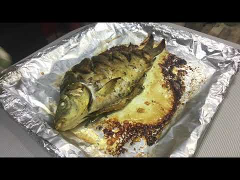 Видео: Карп запеченный в духовке#очень вкусный#пп