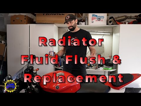Видео: Yamaha R6 — промывка и замена радиатора с помощью смачивателя Water Wetter