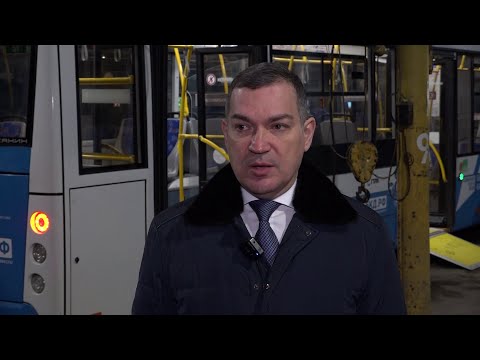 Видео: Мэру Новосибирска показали, как обслуживают новые троллейбусы // "Новости 49" 22.11.24