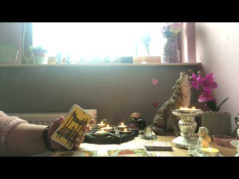 Видео: Какво се случва с него / нея , още ли е с нея ?