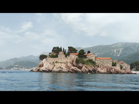 Видео: ПЛЯЖИ Черногории СВЕТИ-СТЕФАН и BECICI + пляжи Короля и Королевы . ЧЕРНОГОРИЯ 2021 4K