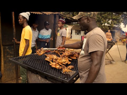 Видео: Вкус эсватинской кухни: кухня королевства! (10 блюд, которые обязательно нужно попробовать)