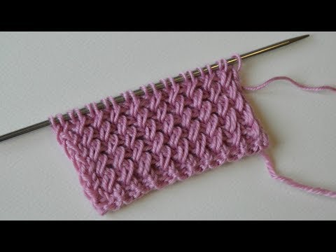 Видео: Необычная резинка спицами