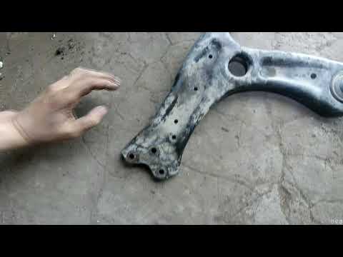 Видео: Замена задних сайлентблоков в передних рычагах. VW Polo Sedan.