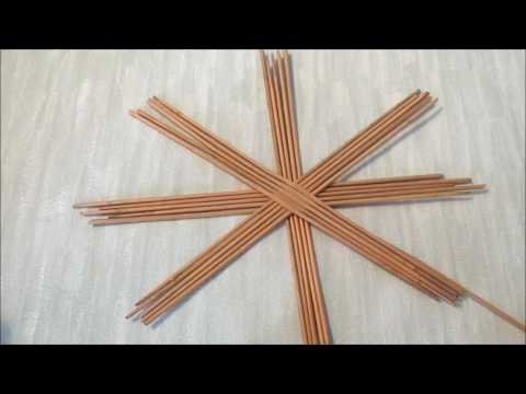 Видео: Плетение самовара из газетных трубочек. Урок 1-2.  Плетение донышка и стенок.