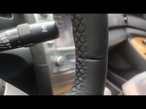 Видео: Как перетянуть руль. Кожаная оплетка на Camry 40