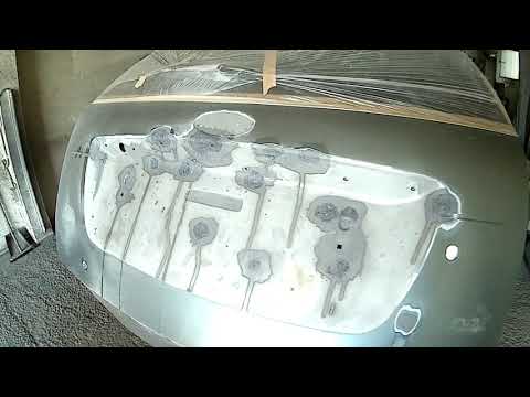 Видео: Приора. Ремонт дверей(пескоструйные и сварочные работы) Часть1