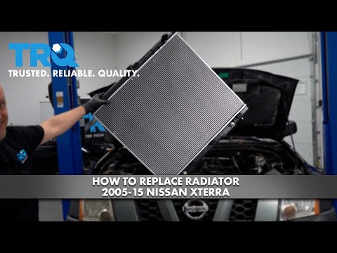 Видео: Как заменить радиатор Nissan Xterra 2005-15