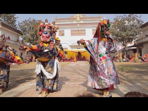 Видео: Кремация чиновника, храм Камасутры, король Мустанга и Тибетский Новый год. Непал. Мир наизнанку