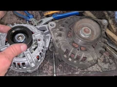 Видео: Как снять  генератор на Ауди А4 Б5. Как снять передний бампер. Lichtmaschine tauschen Audi A4 B5