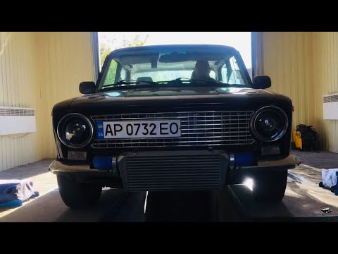 Видео: МУЖИК НУ ВОТ СКАЖИ ОТКУДА ТАКОЙ ВАЗ-2106