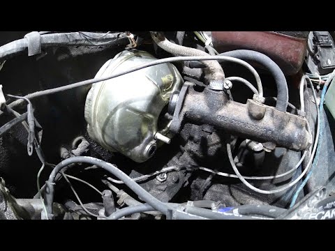 Видео: ГЛОХНЕТ ДВИГАТЕЛЬ ПРИ НАЖАТИИ ПЕДАЛИ ТОРМОЗА ВАЗ 2106 (КЛАССИКА)