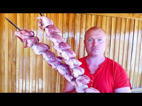 Видео: Шашлык из бараньего сердца и картофеля с овощами| Ukrainian village life & cooking