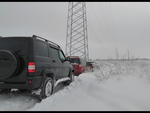 Видео: Зимний оффроад. Пробиваем дорогу в лес через свежевыпавший снег