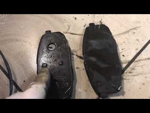 Видео: Заменили передние колодки на Крете пробег 57000
