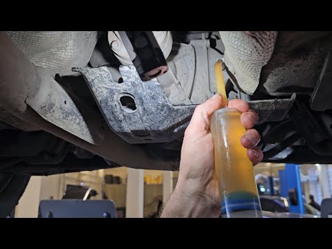 Видео: Проверка и долив масла в  JETOUR T2 - Автотехцентр SoundSpeed