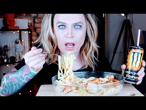 Видео: МУКБАНГ! 40 и никому не нужна! Что делать?