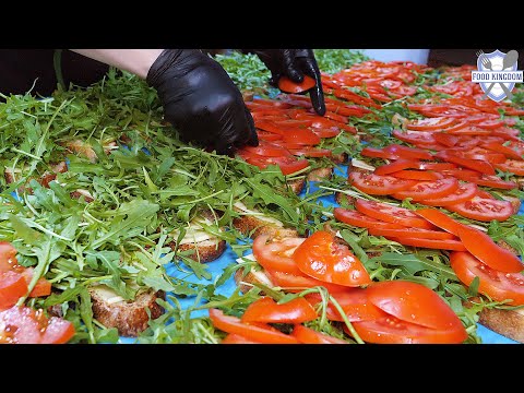 Видео: Уникальное сочетание! Сэндвич из утиного мяса и апельсинов / корейская уличная еда