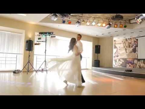Видео: Свадебный танец микс
