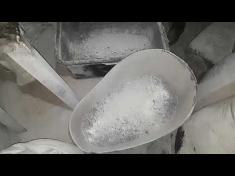 Видео: Состав комбикорма для свиней,  рацион кормления..