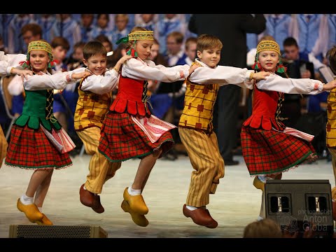 Видео: Литовский танец «КЛУМПАКОИС», Ансамбль Локтева, ММДМ 2019-11-23