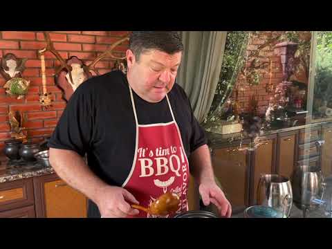 Видео: БЫВАЛЫЙ ГОТОВИТ ПЕЛЬМЕНИ В ГОРШОЧКАХ.