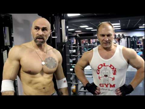 Видео: БОДИБИЛДИНГ ПОСЛЕ 45 - №3 с Папой Смитом и Черкасовым