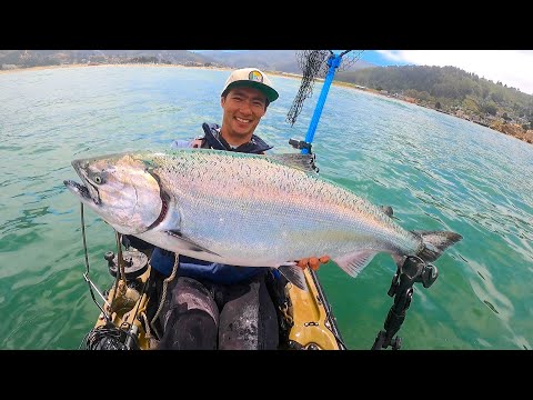 Видео: Талисман удачи окупается с лихвой — рыбалка на лосося в открытом море