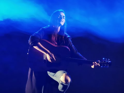 Видео: "С Твоите очи" / Дани Балевска