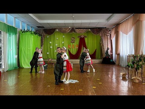 Видео: Танец «Смуглянка» коллектив «Солнышки» Детский сад №53