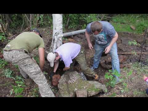 Видео: Чистка родника, заменили трубу