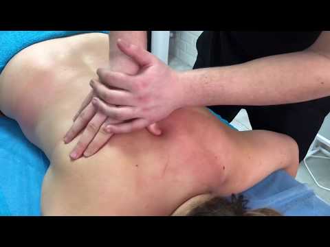 Видео: Классический массаж спины и шеи. Classic back and neck massage.
