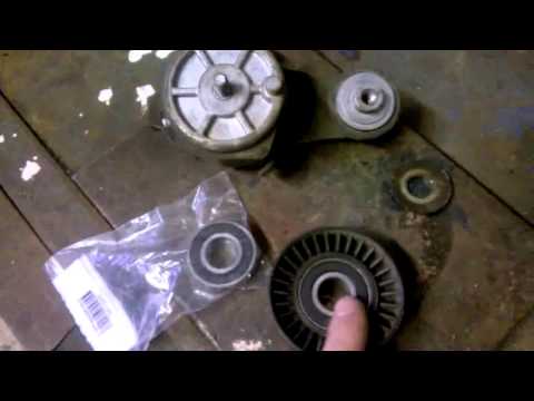 Видео: Замена приводного ремня Крайслер Вояджер Караван Таун кантри.от KS.