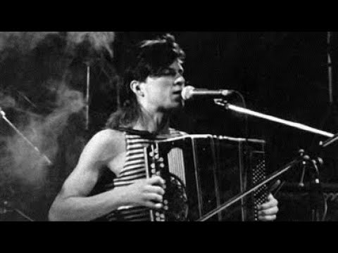 Видео: Во дворе под фонарём — DK (Памяти группы «Ноль» и дяди Федора)