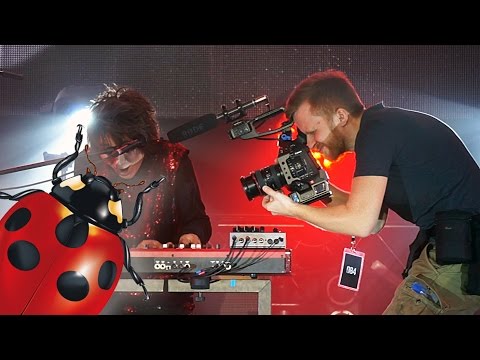 Видео: 🐞 Земфира - Божья коровка + Жить в твоей голове - Live in Krasnodar  6.03.2016