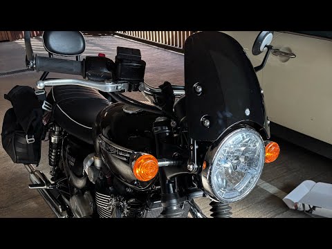 Видео: Triumph Bonneville T120 Windschild / Ветровик / Windscreen
