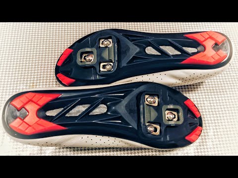 Видео: Установка шоссейных шипов #look на велотуфли.