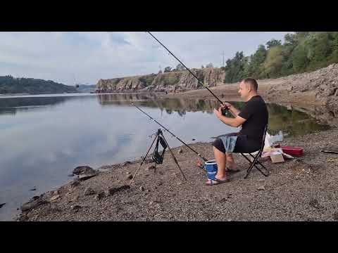 Видео: Рыбалка, Запорожье.Купил новый фидер SQUADRON PRO FEEDER 3,60