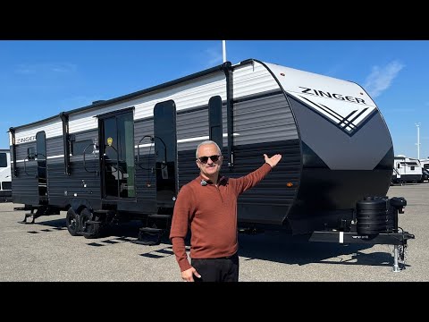 Видео: Две спальни и две ванные комнаты — лучше, чем квартира!