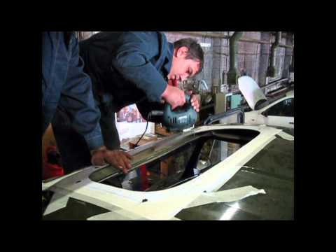 Видео: Установка накрышного люка Webasto - Hollandia 100 DeLuxe на автомобиль УАЗ Hunter